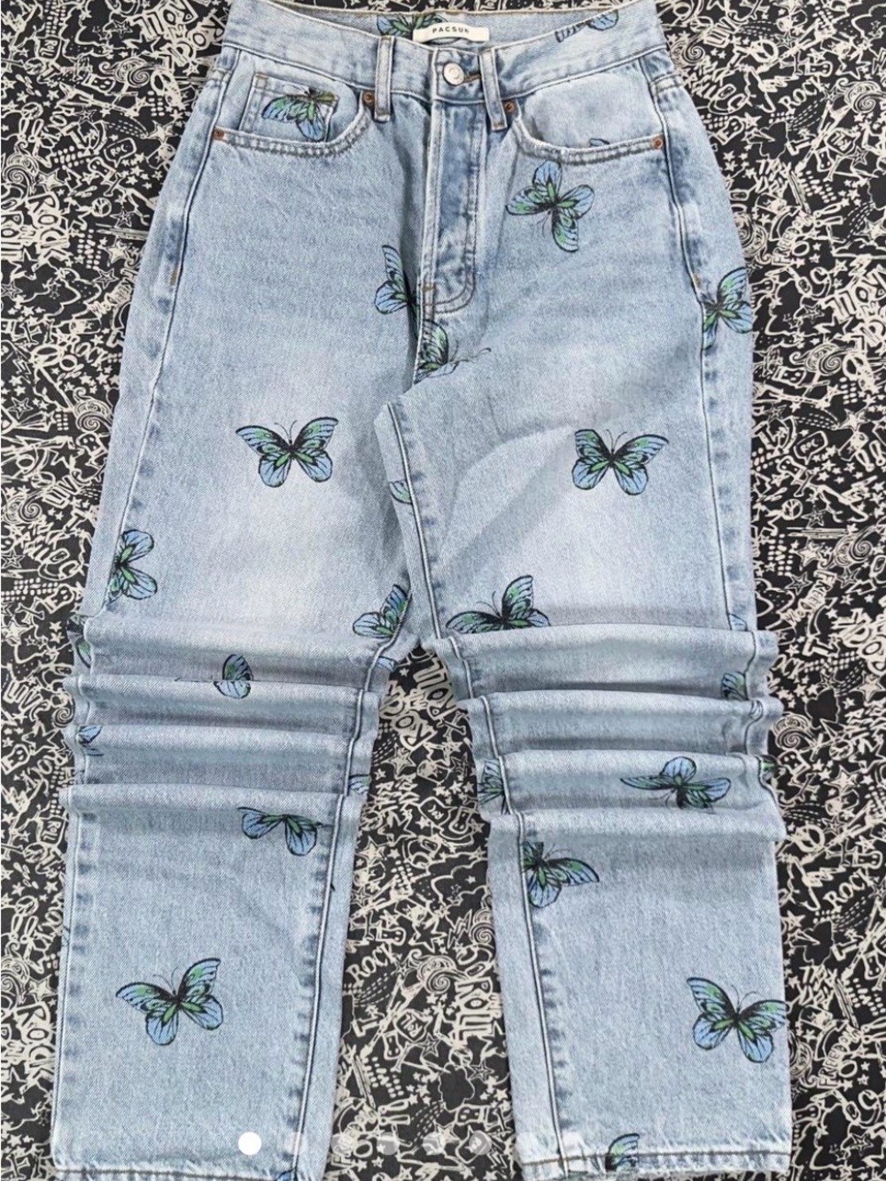 PACSUN Light Wash Butterfly Print Women’s Jeans